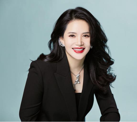 朝霞璀璨  她用實干成就不凡事業(yè)