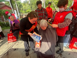 走深入實(shí)   中國(guó)人壽壽險(xiǎn)公司全面開展“五進(jìn)入”活動(dòng)